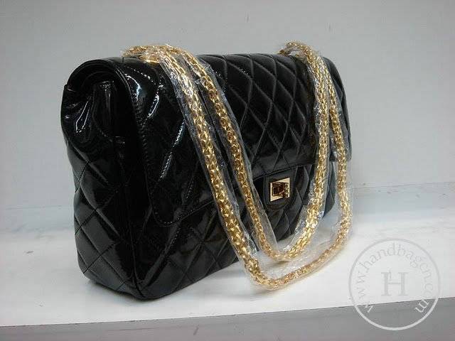 Chanel 1113 Black patent leather handbag with Gold hardware - Click Image to Close