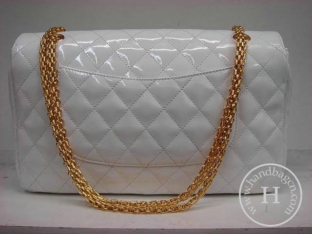 Chanel 1113 White patent leather handbag with Gold hardware