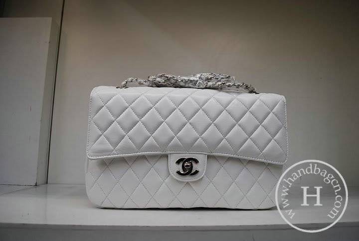 Chanel 1113 White lambskin replica leather handbag with Silver hardware - Click Image to Close