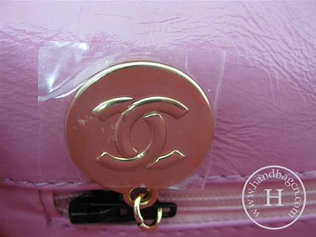 Chanel 1114 Pink lambskin leather handbag with gold hardware