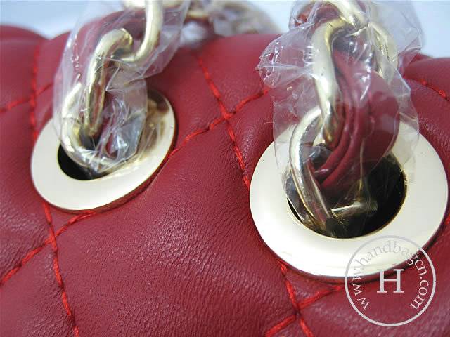 Chanel 1114 Red lambskin leather handbag with gold hardware