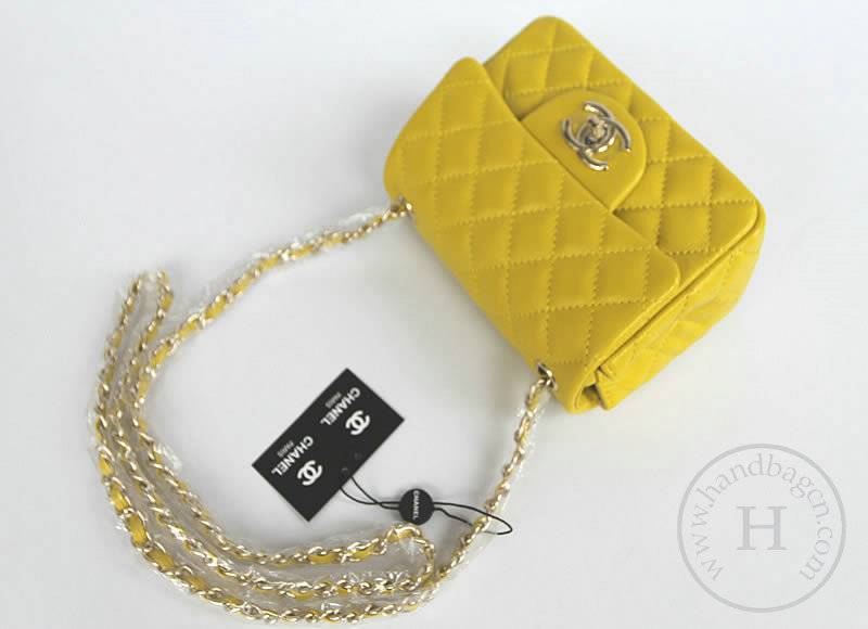 Chanel 1115 replica handbag Yellow lambskin leather with Gold hardware