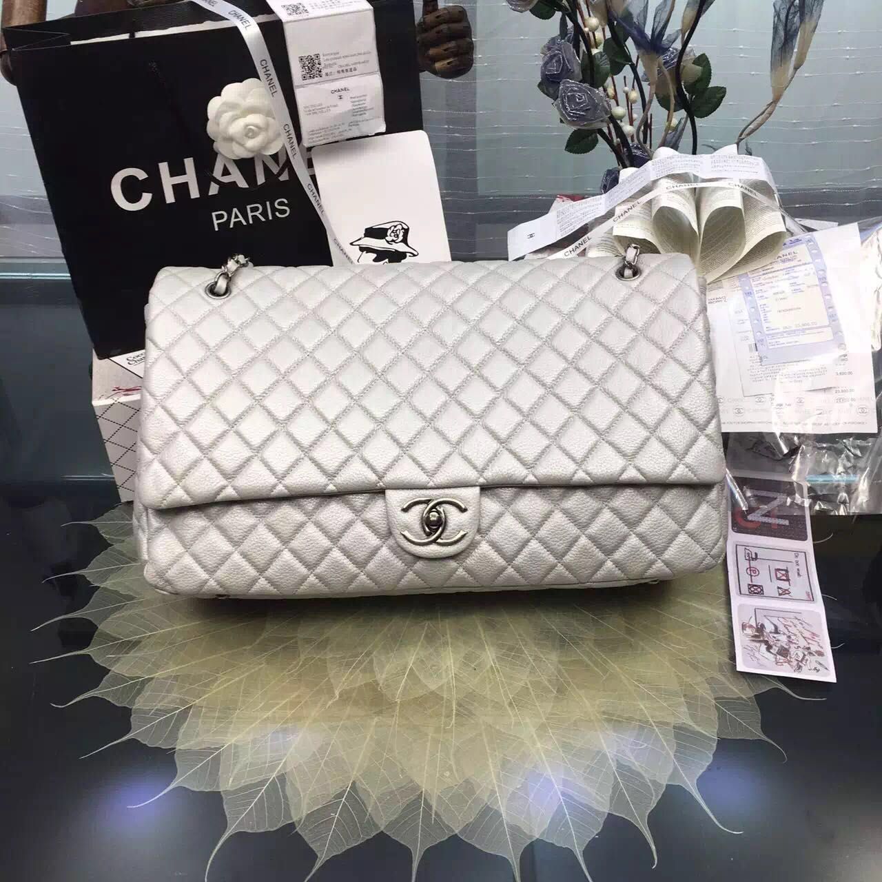 CHANEL CLASSIC BAG REAL LEATHER GST 190332 off-white - Click Image to Close