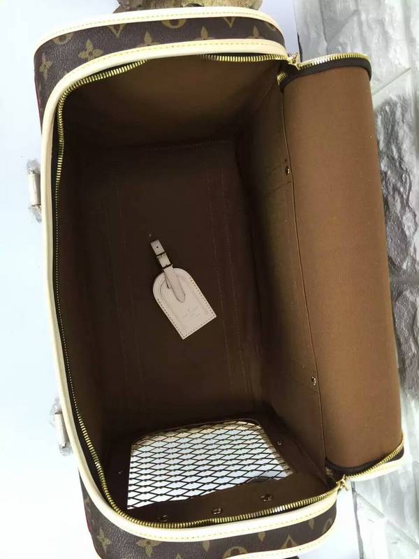 Louis Vuitton Monogram Canvas Dog Carrier 40 - M42024 - Click Image to Close