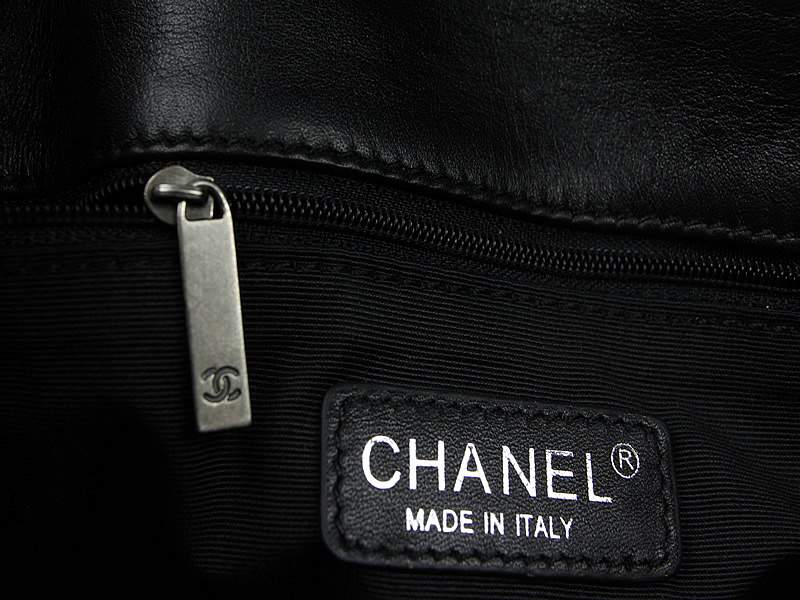 Chanel 60285 Original Quilted Lambskin Flap Bag-Black