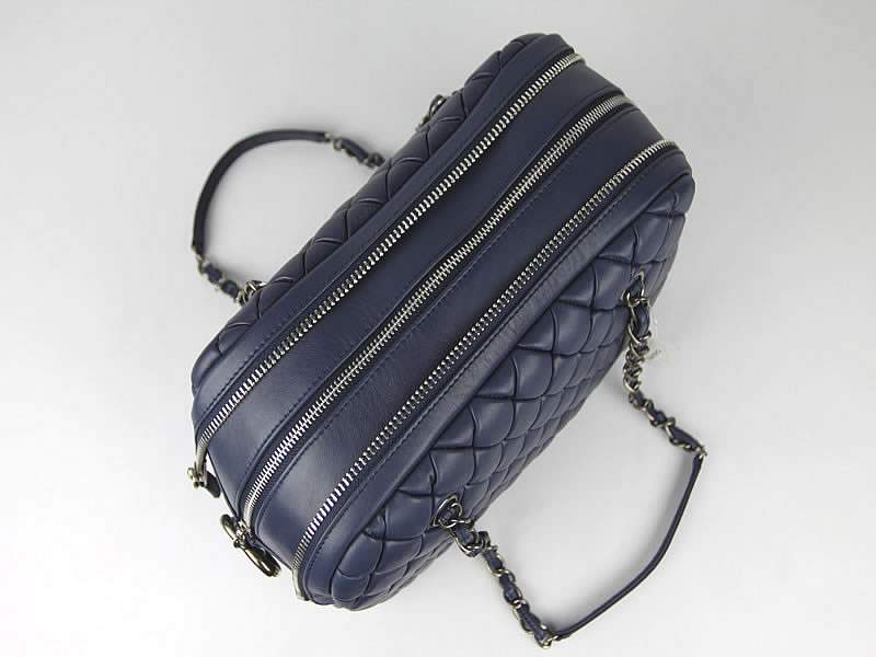 Chanel 60286 Original Quilted Lambskin Flap Bag-Blue