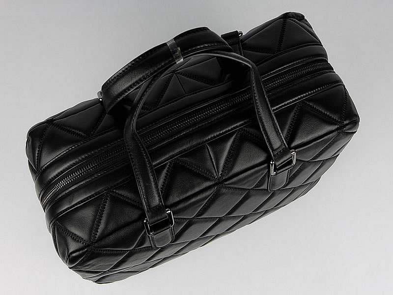 Chanel 68011 Lambskin Leather Handbag-Black - Click Image to Close