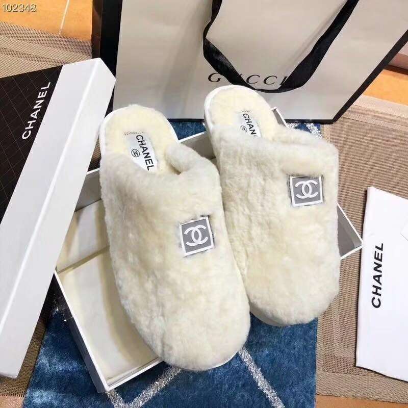 2019 NEW Chanel Real leather shoes Chanel 102348 White