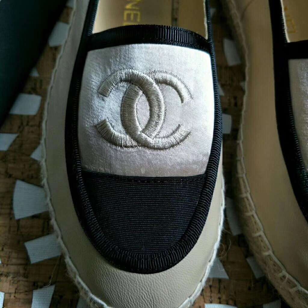 2019 NEW Chanel Real leather shoes Chanel 102601 silver