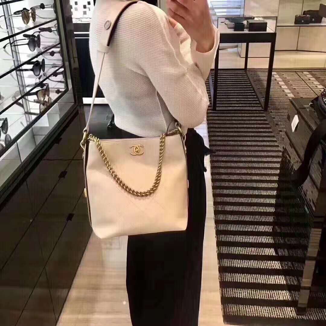 Chanel Hobo Handbag White 2018 autumn & winter NEW