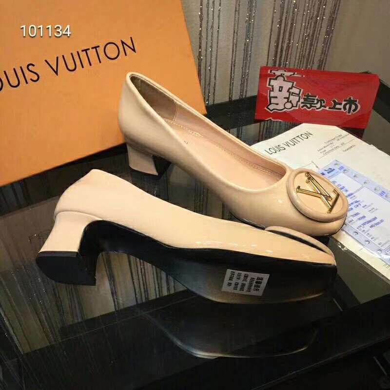 2019 NEW Louis Vuitton Real leather shoes LV101134apricot - Click Image to Close
