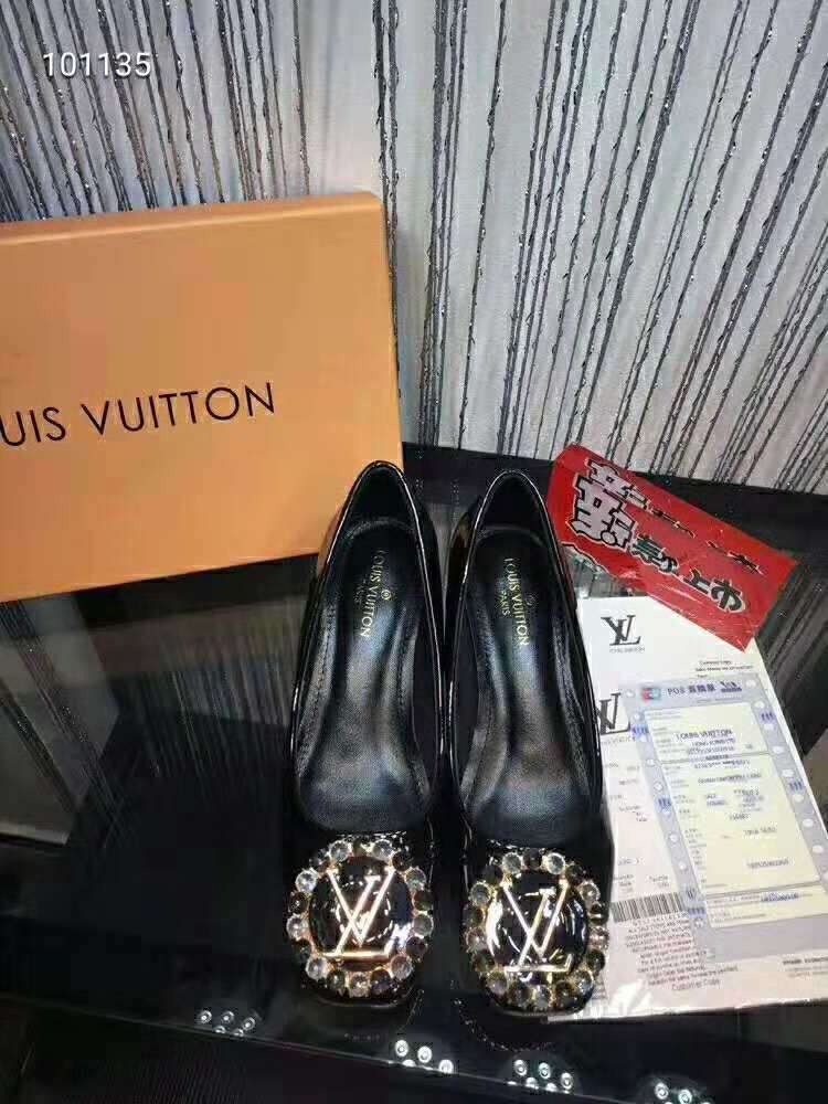 2019 NEW Louis Vuitton Real leather shoes LV101135black