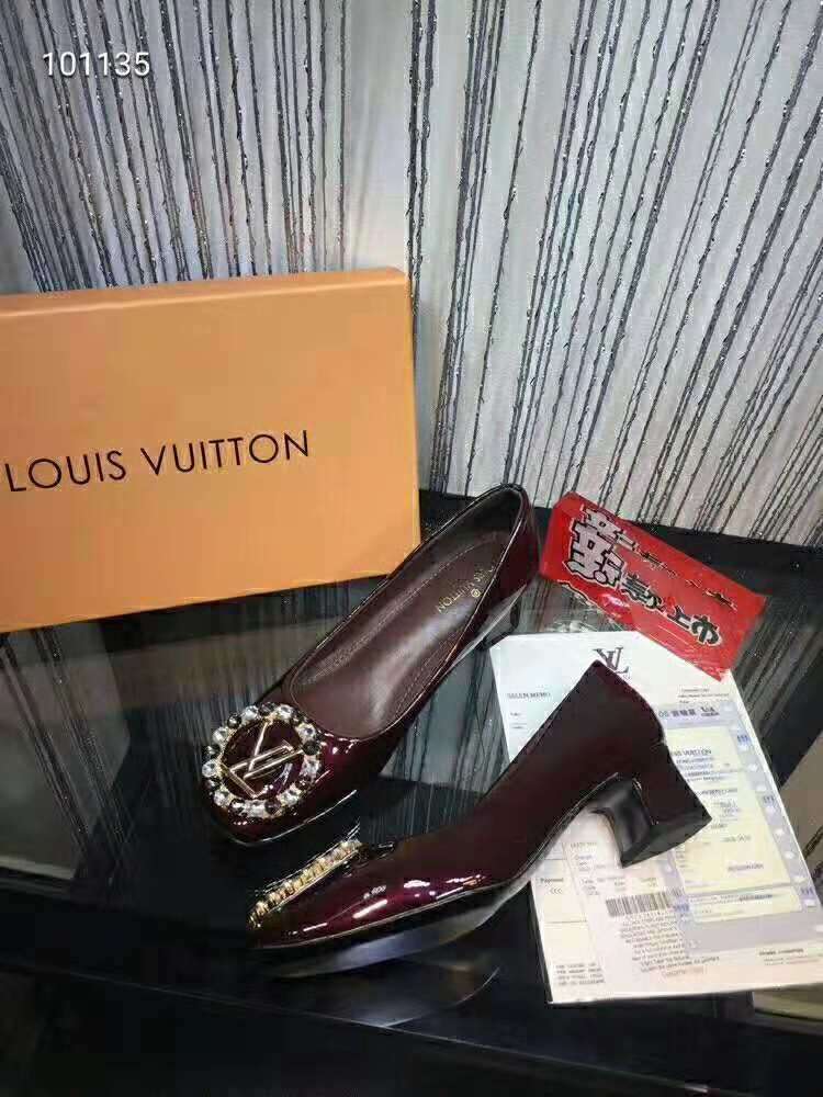 2019 NEW Louis Vuitton Real leather shoes LV101135brown