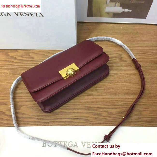 Bottega Veneta BV Classic Shoulder Bag Burgundy 2020 - Click Image to Close