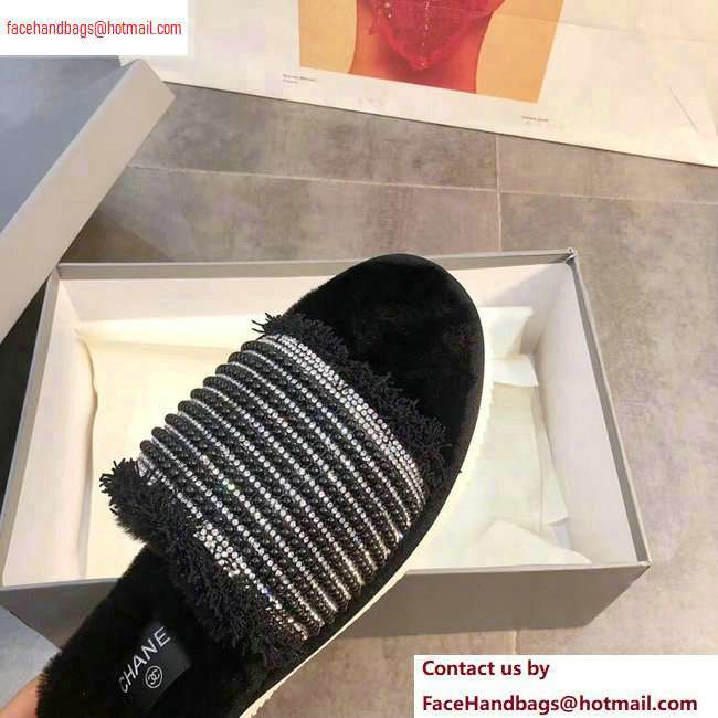 Chanel CC Logo Shearling Mules Slipper Sandals Pearl Black 2020