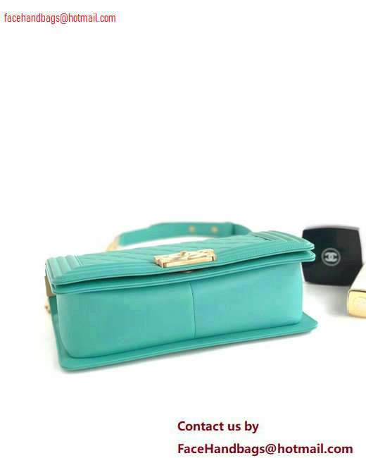 Chanel Calfskin and Gold-Tone Metal Medium Boy Flap Bag Turquoise 2020 - Click Image to Close