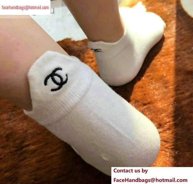 Chanel Socks CH19 2020