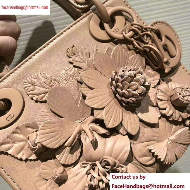 Lady Dior bag in nude pink lambskin with embroidered flowers FALL 2020