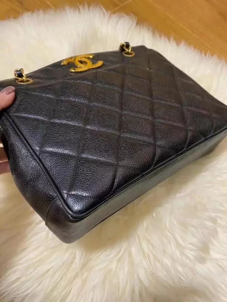 Vintage Chanel Classic Black caviar Leather With gold Hardware