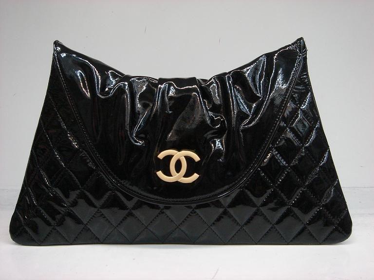 Chanel 223 black patent leather Evening Bag With Gold Hardware - Click Image to Close