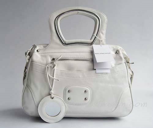 Balenciaga 2949 Cream Oil Leather Cutout Detail Medium Bag