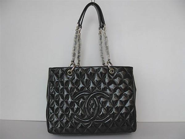 Chanel 35626 Replica Handbag Black Patent Leather With Gold Hardware Chanel 35626 Replica Handbag Black Patent Leather With Gold Hardware