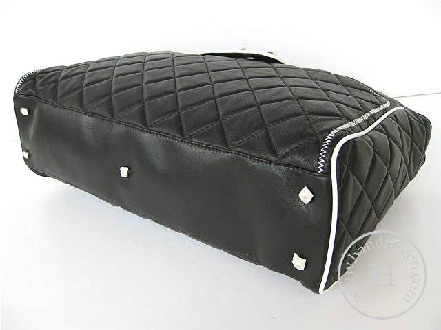 Chanel 35758 Replica Handbag Black Lambskin Leather With Silver Hardware