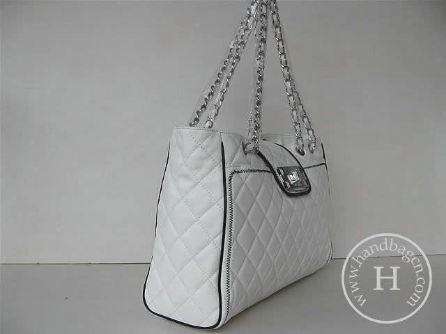 Chanel 35758 Replica Handbag White Lambskin Leather With Silver Hardware