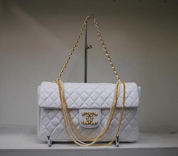 Chanel 35876 White Lambskin Pearl Chain Replica Handbag - Click Image to Close