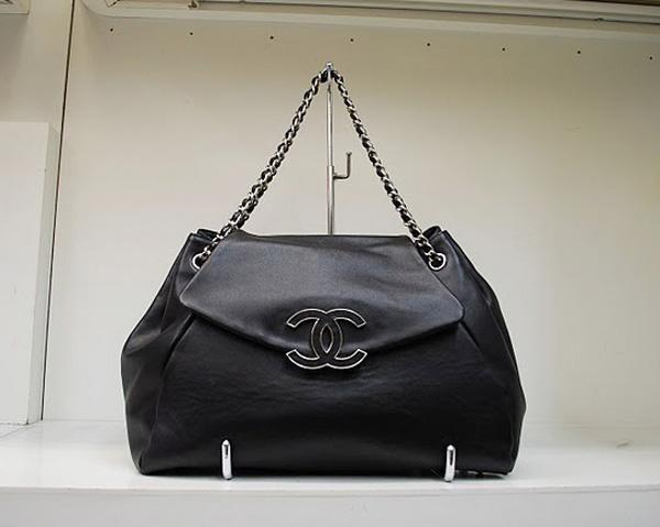 Chanel 35940 Replica Handbag Black Cowhide Leather With Silver Hardware - Click Image to Close