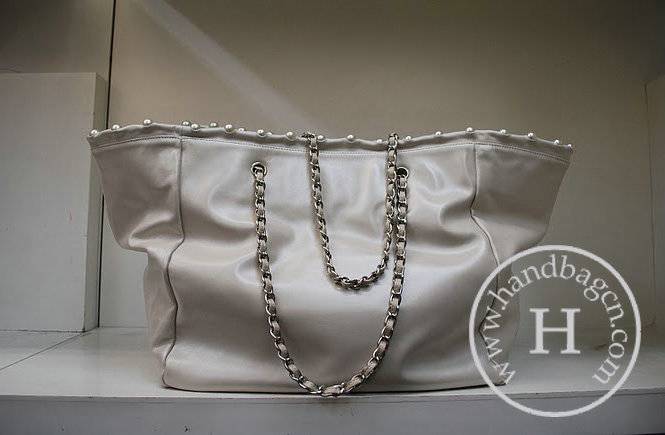 Chanel 35959 Knockoff Handbag Cream Lambskin Leather With Silver Hardware - Click Image to Close