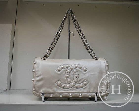Chanel 35971 Cream Calfskin Leather Handbag With Silver Hardware - Click Image to Close
