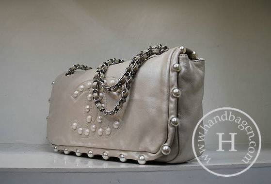 Chanel 35971 Cream Calfskin Leather Handbag With Silver Hardware - Click Image to Close