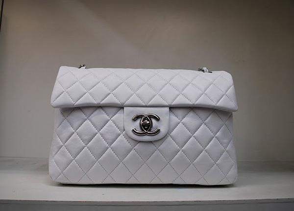 Chanel 35974 Replica Handbag White Lambskin Leather With Silver Hardware - Click Image to Close