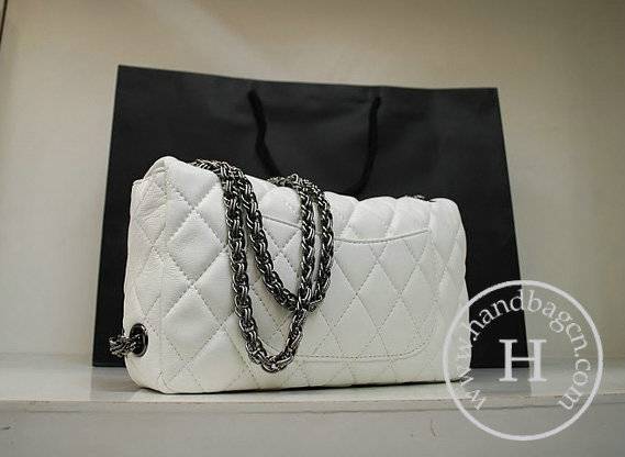 Chanel 35989 Replica Handbag White Lambskin Leather With Silver Hardware - Click Image to Close