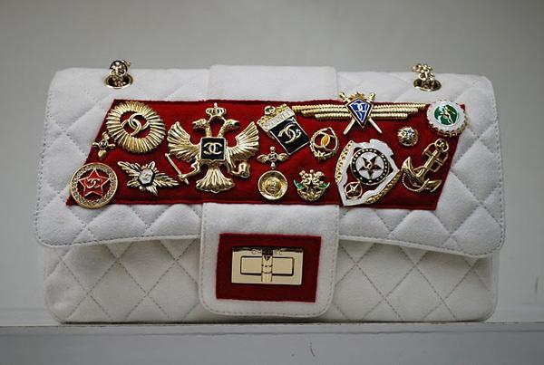 Chanel 36015 White Wool Romanov Flap Bag With Gold Hardware - Click Image to Close