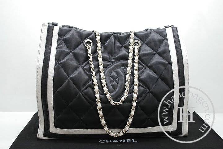 Chanel 36047 Knockoff Handbag Black lambskin Leather With Silver Hardware
