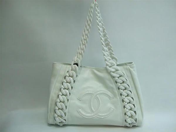 Chanel 36610 White Lambskin Leather Replica Handbag Chanel 36610 White Lambskin Leather Replica Handbag