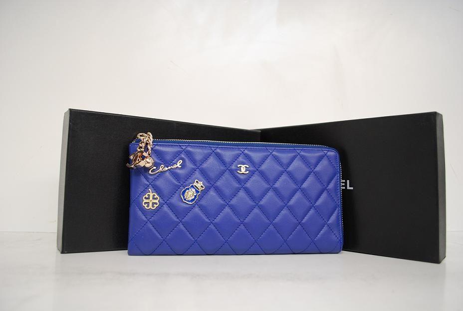 Chanel 37241 Blue Lambskin Zip Evening Bag - Click Image to Close