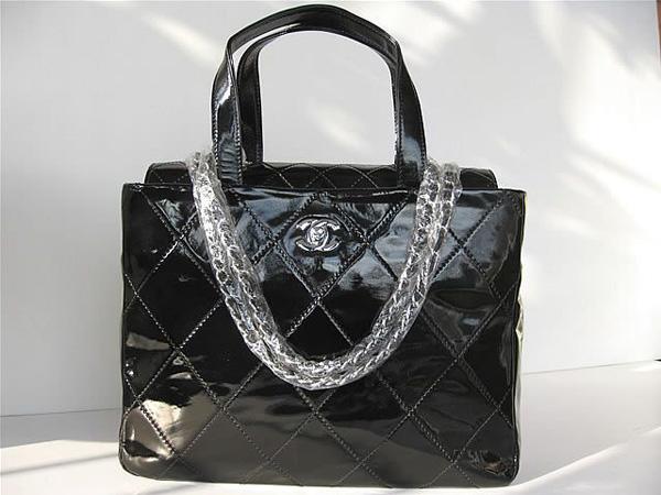 Chanel 39045 Replica Handbag Black Patent Leather With Silver Hardware - Click Image to Close