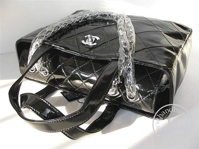 Chanel 39045 Replica Handbag Black Patent Leather With Silver Hardware - Click Image to Close