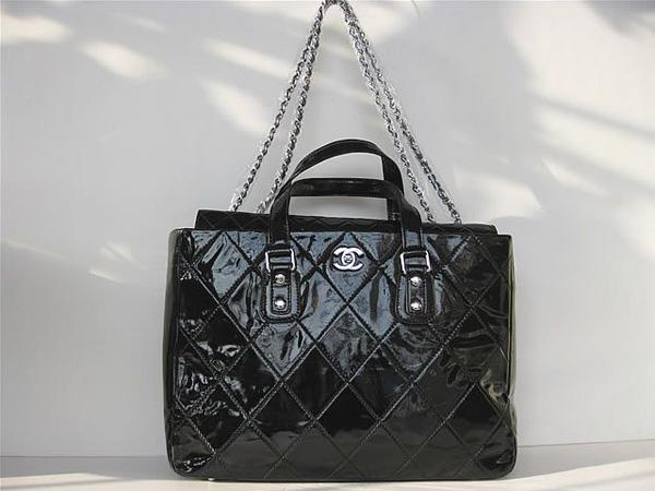 Chanel 39048 Replica Handbag Black Patent Leather With Silver Hardware - Click Image to Close
