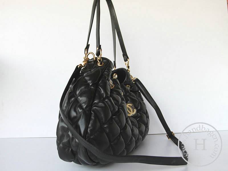 Chanel 46021 Black Lambskin Leather Knockoff Handbag With Gold Hardware
