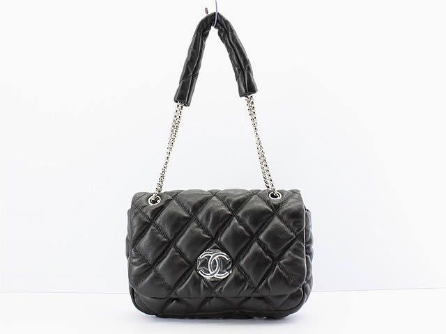 Chanel 46163 replica handbag Classic black lambskin leather with Silver hardware