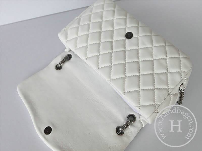 Chanel 47048 Replica Handbag White Lambskin Leather With Silver Hardware