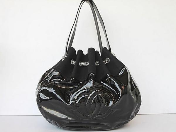 Chanel 47808 Replica Handbag Black Patent Leather With Silver Hardware