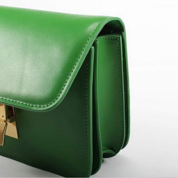 Celine Classic Box Small Flap Bag 80077 Green