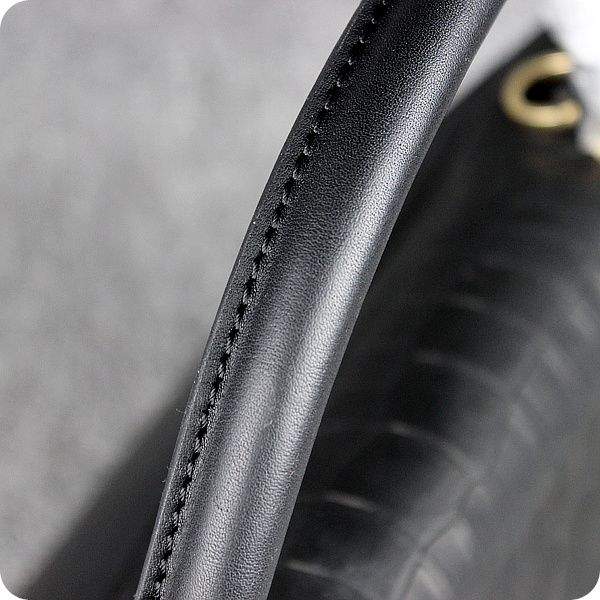 Celine Stamped Trapeze Shoulder Bag - 88037 Black Croco Leather - Click Image to Close