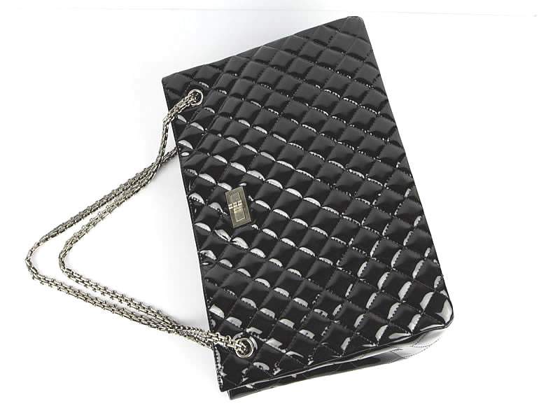 2012 New Arrival Chanel Cruise 2012 Patent Leather Totes 50976 Black Shiny Leather - Click Image to Close