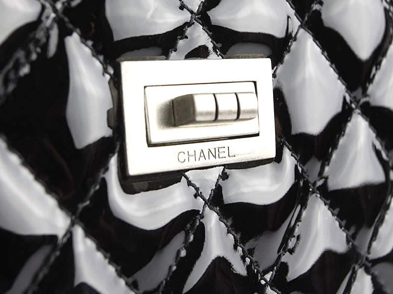 2012 New Arrival Chanel Cruise 2012 Patent Leather Totes 50976 Black Shiny Leather - Click Image to Close